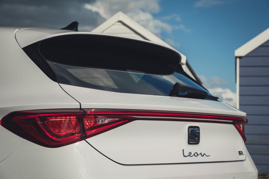 Детали экстерьера Seat Leon FR 2020 года  (UK) (фото 36 из 40)